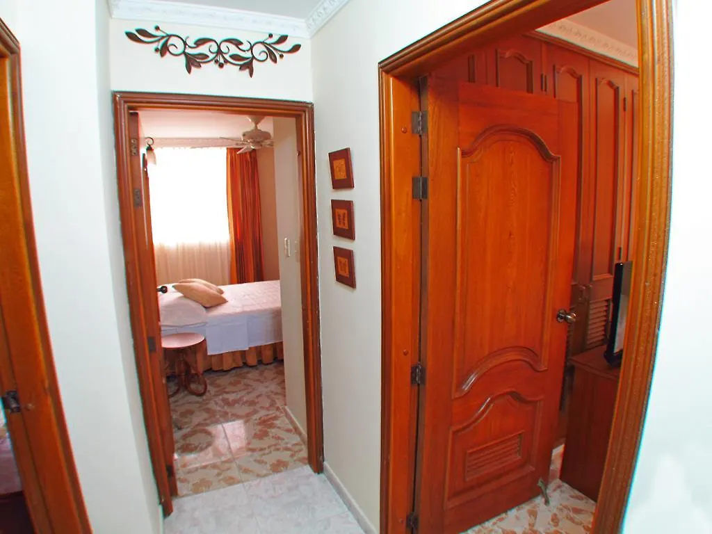 Apartamentos Cristal - Vista Al Mar Puerto de Gaira 0*,  Colombia